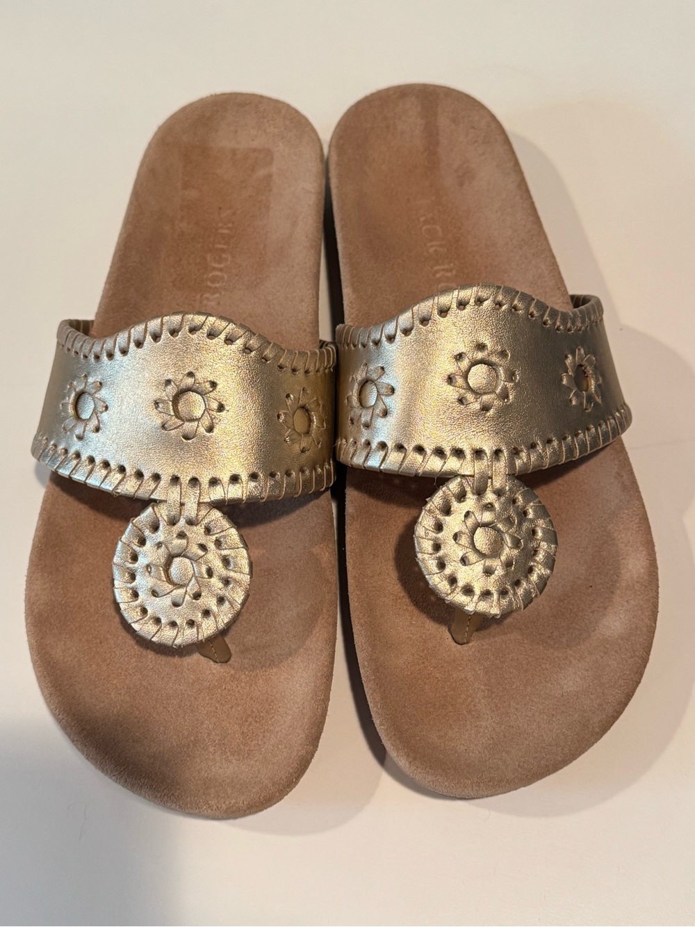 Like-new - Jack Rogers Gold Metallic Leather Thong Sandals